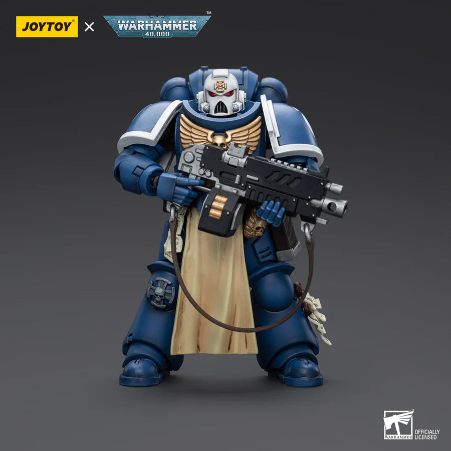 JoyToy Warhammer 40K Ultramarines Sternguard Veteran Auto Bolt Rifle 1/18 (UK)