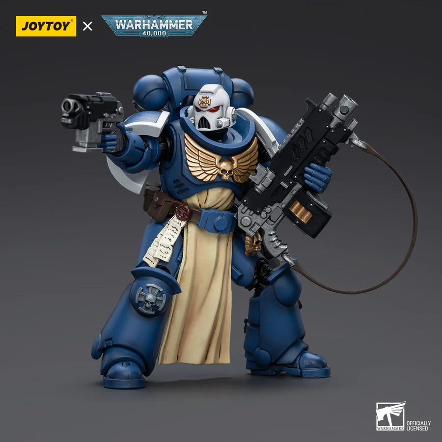 JoyToy Warhammer 40K Ultramarines Sternguard Veteran Auto Bolt Rifle 1/18 (UK)